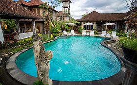 Capung Cottages